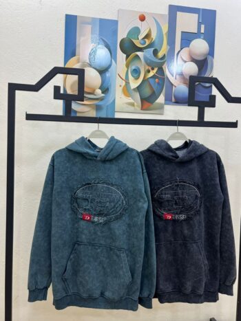 سويت شيرت رجالى (٤ قطع مقاسات مختلفة)