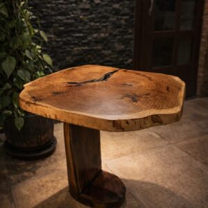 ترابيزة انيقة من خشب السنط